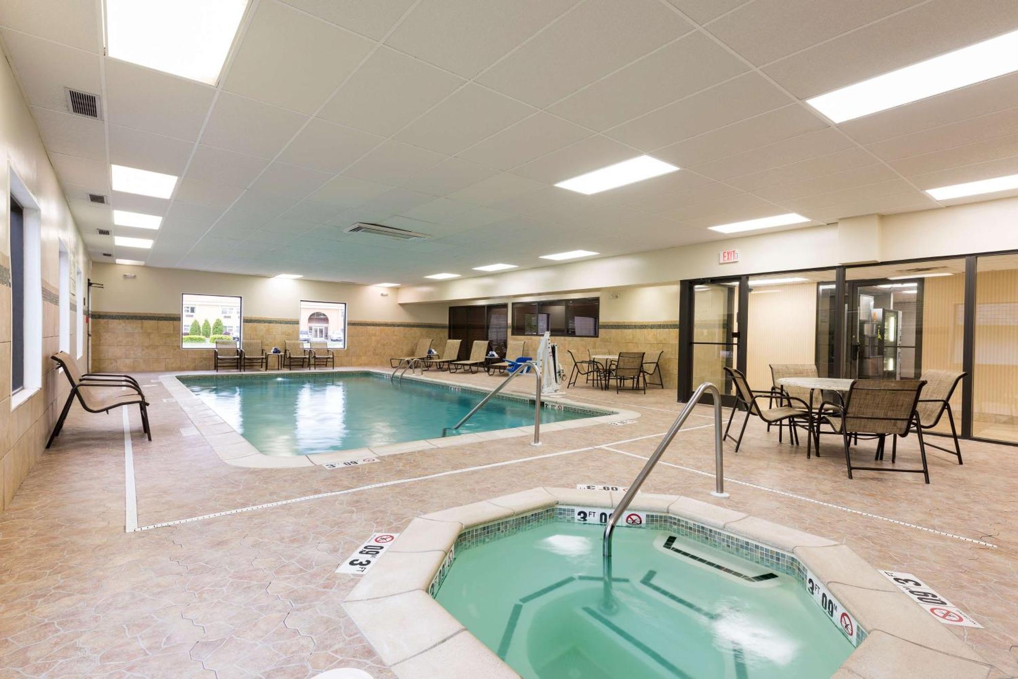 Hampton Inn Port Huron Exterior foto
